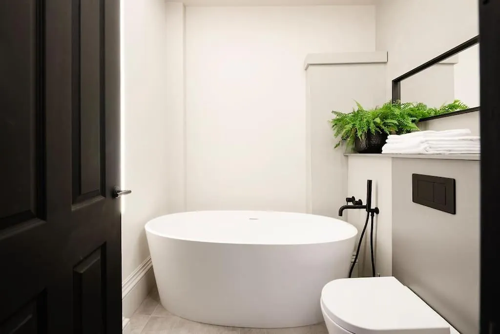 Appartement High End Free Parking Wifi Balcony Ensuite Cheltenham